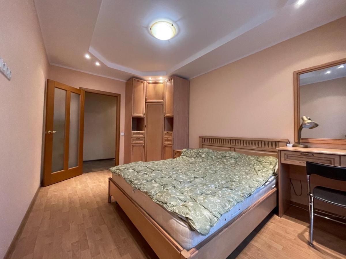 קייב Apartment Mala Zhytomyrska 10 מראה חיצוני תמונה