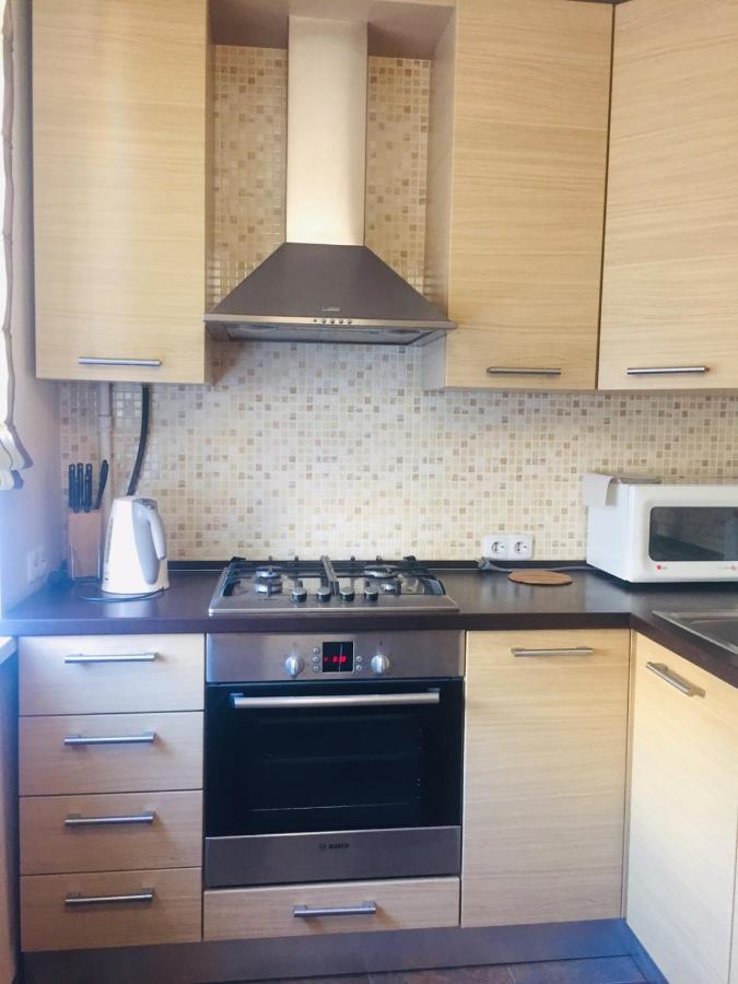 קייב Apartment Mala Zhytomyrska 10 מראה חיצוני תמונה
