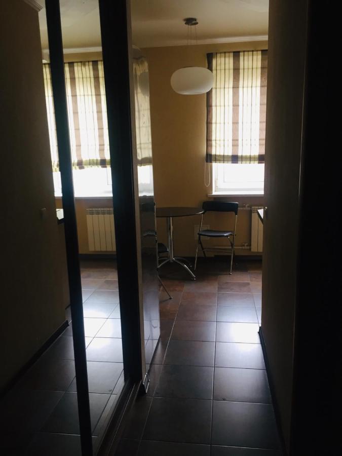 קייב Apartment Mala Zhytomyrska 10 מראה חיצוני תמונה