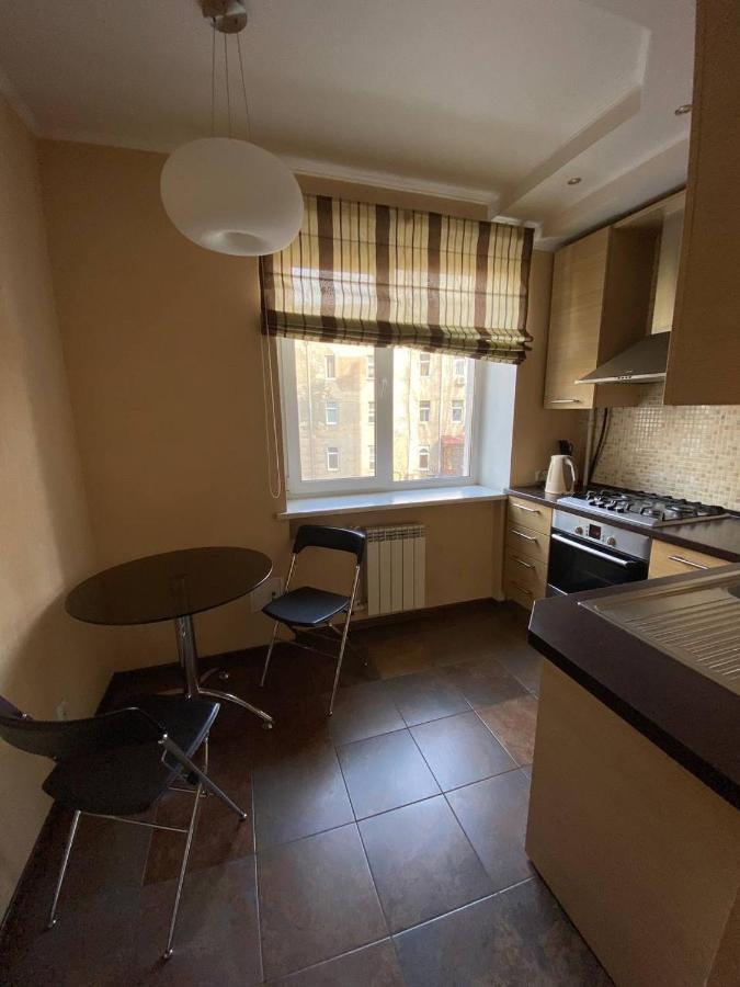 קייב Apartment Mala Zhytomyrska 10 מראה חיצוני תמונה